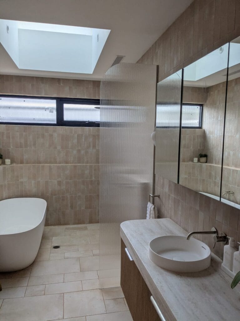 Shower Screen Installation by Glazify