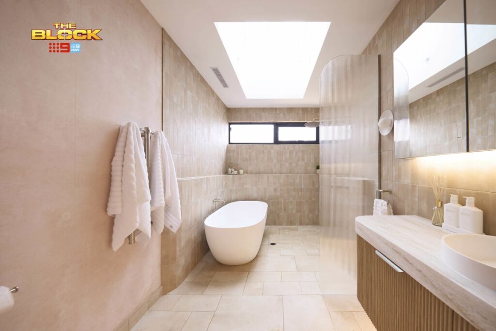 Frameless vs semi-frameless shower screens installation done by Glazify